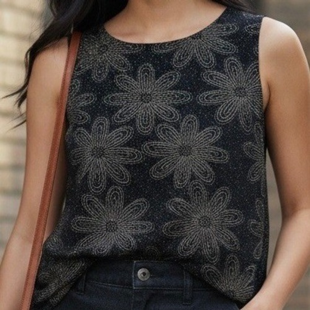 Chico's Travelers Black Gold Metallic Floral Sleeveless Shell Top Sz 0/US S-4